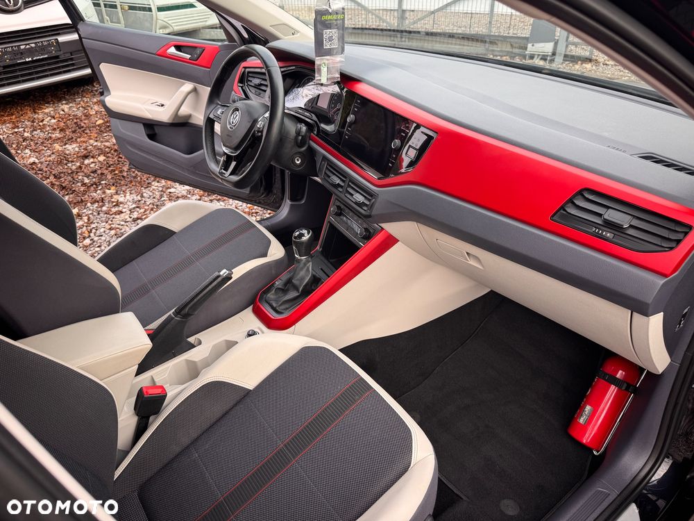 Volkswagen Polo - 31