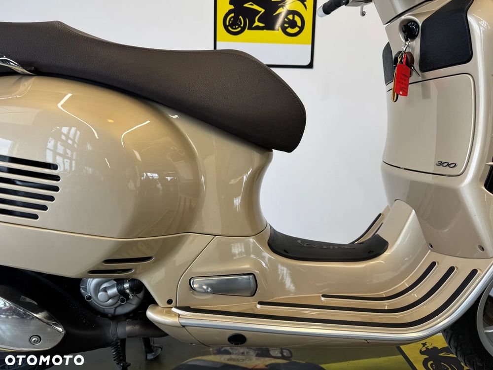 Vespa GTS - 14