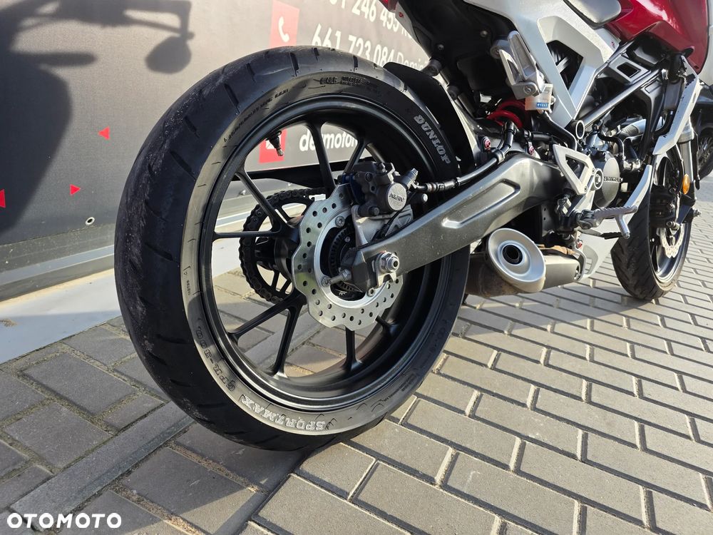Honda CB - 16