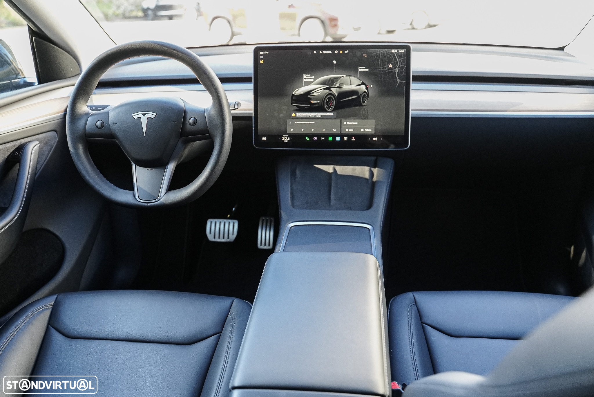 Tesla Model Y Performance Dual Motor AWD - 13