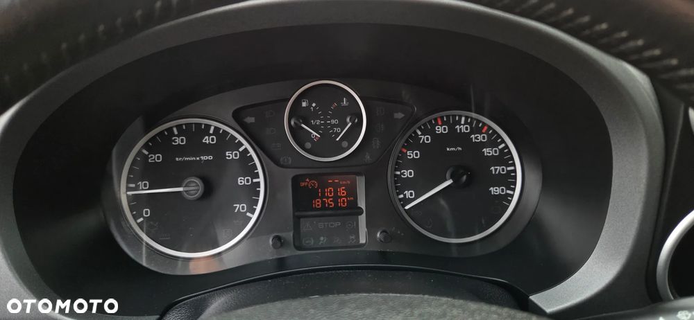 Peugeot Partner - 27