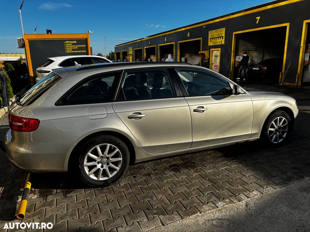 Audi A4 Avant 2.0 TDI DPF multitronic Ambition - 3