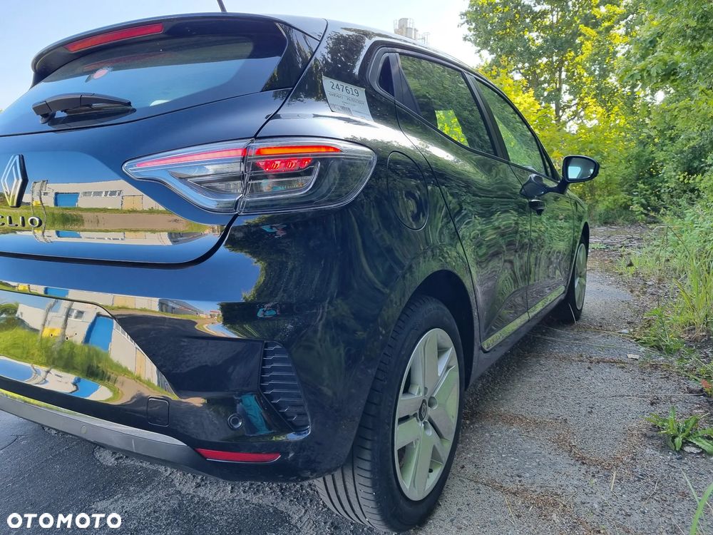 Renault Clio TCe 90 EVOLUTION - 4