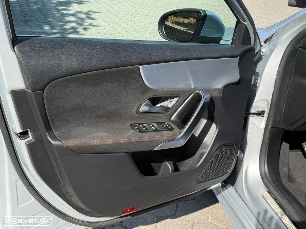 Mercedes-Benz A 160 - 21