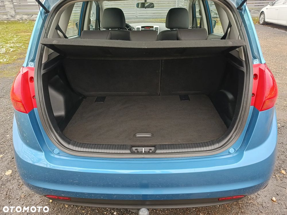 Kia Venga 1.4 CVVT Vision - 16