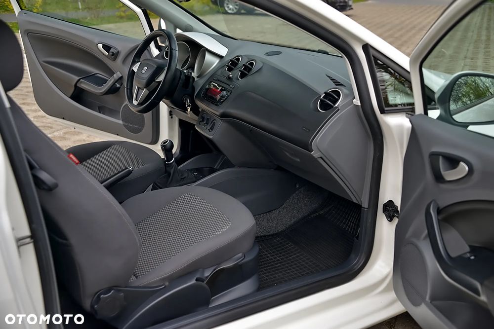 Seat Ibiza SC 1.4 16V Style - 36