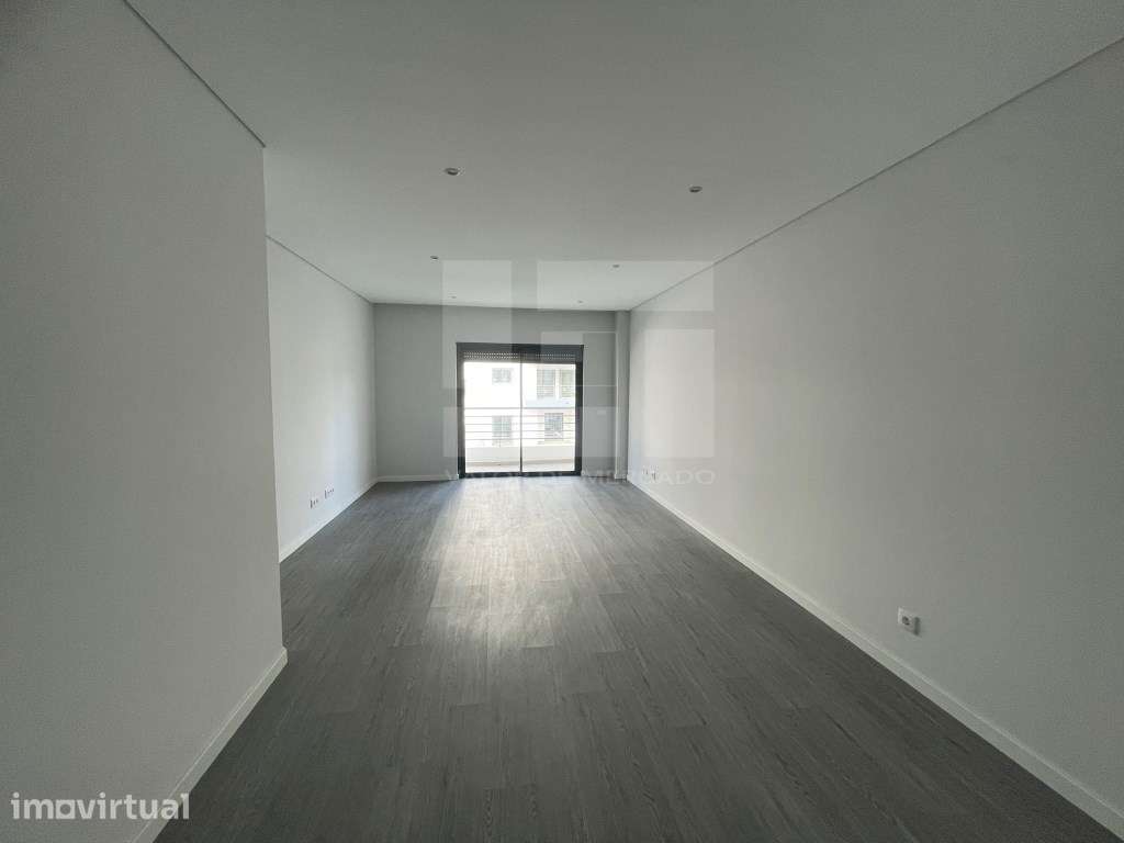 APARTAMENTO T3 COM PISCINA, GARAGEM E ARRECADAÇÃO - OLHÃO - FARO - Grande imagem: 2/12