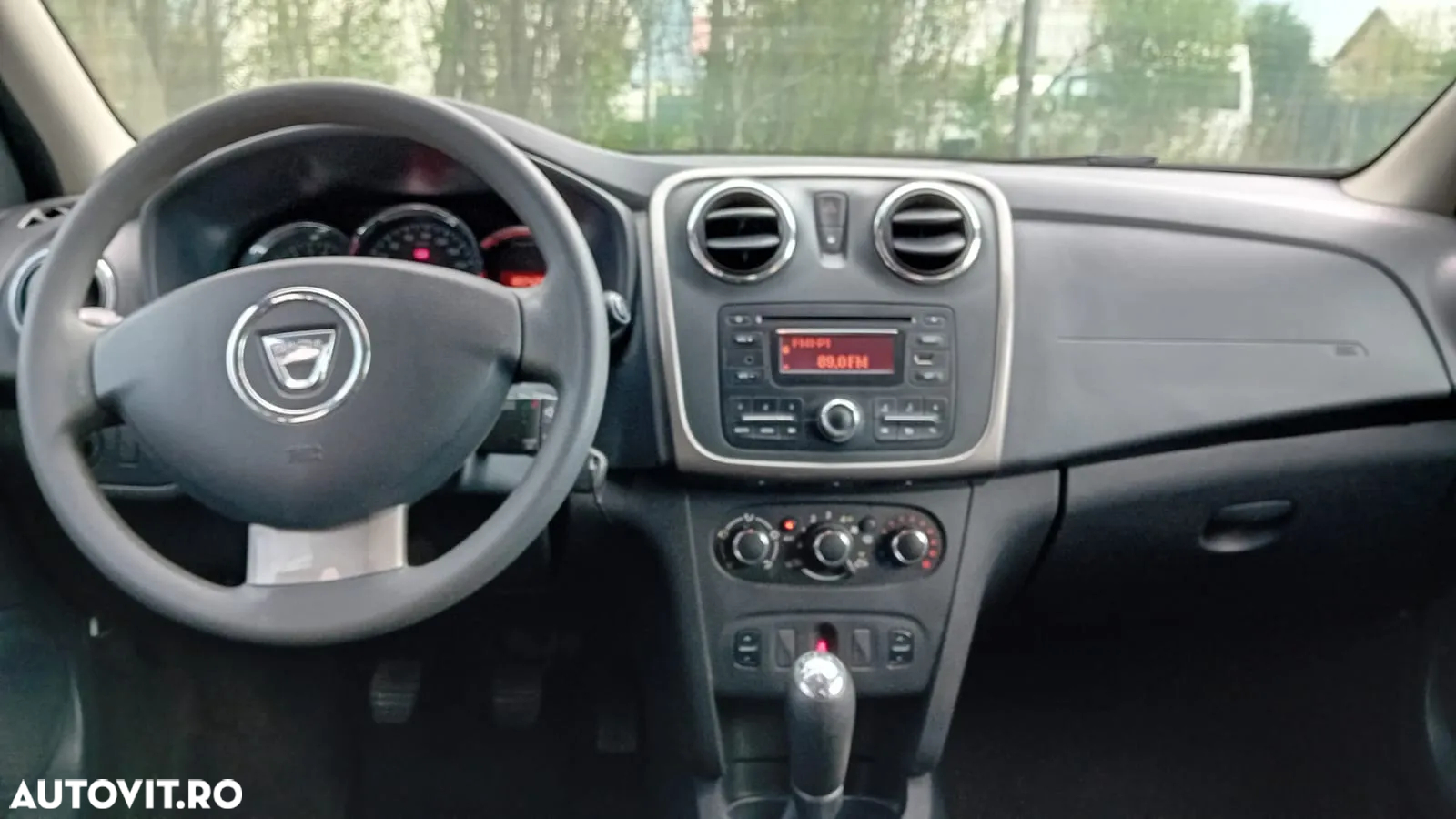 Dacia Logan MCV 1.2 16V 75 Laureate - 6