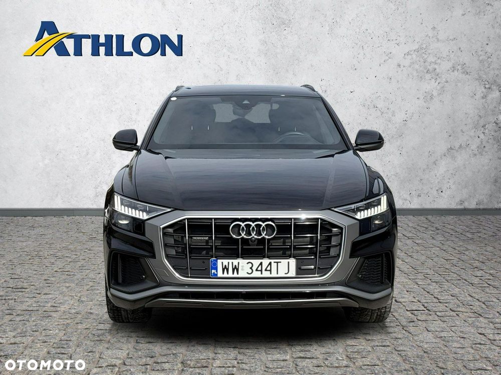 Audi Q8 - 8