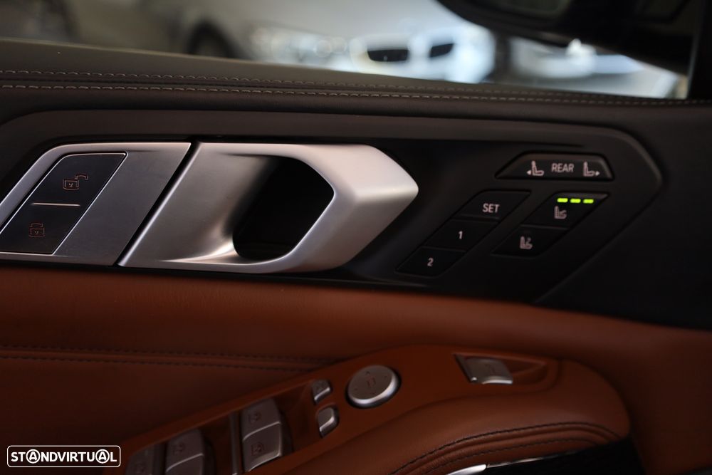 BMW X7 M50d - 44