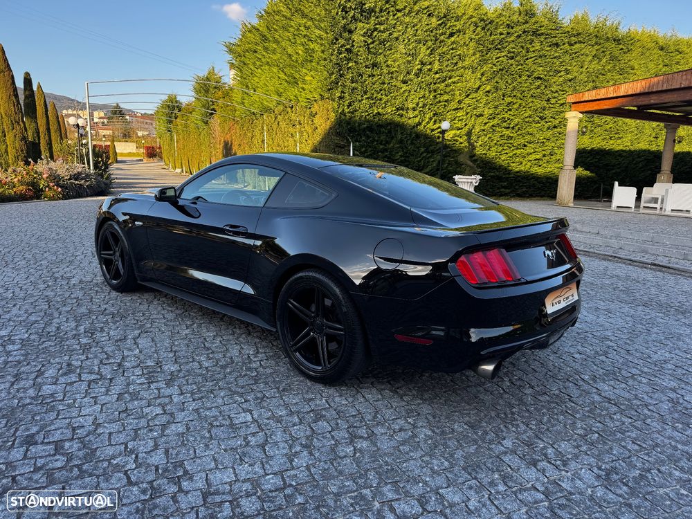 Ford Mustang 2.3 Eco Boost Aut. - 9