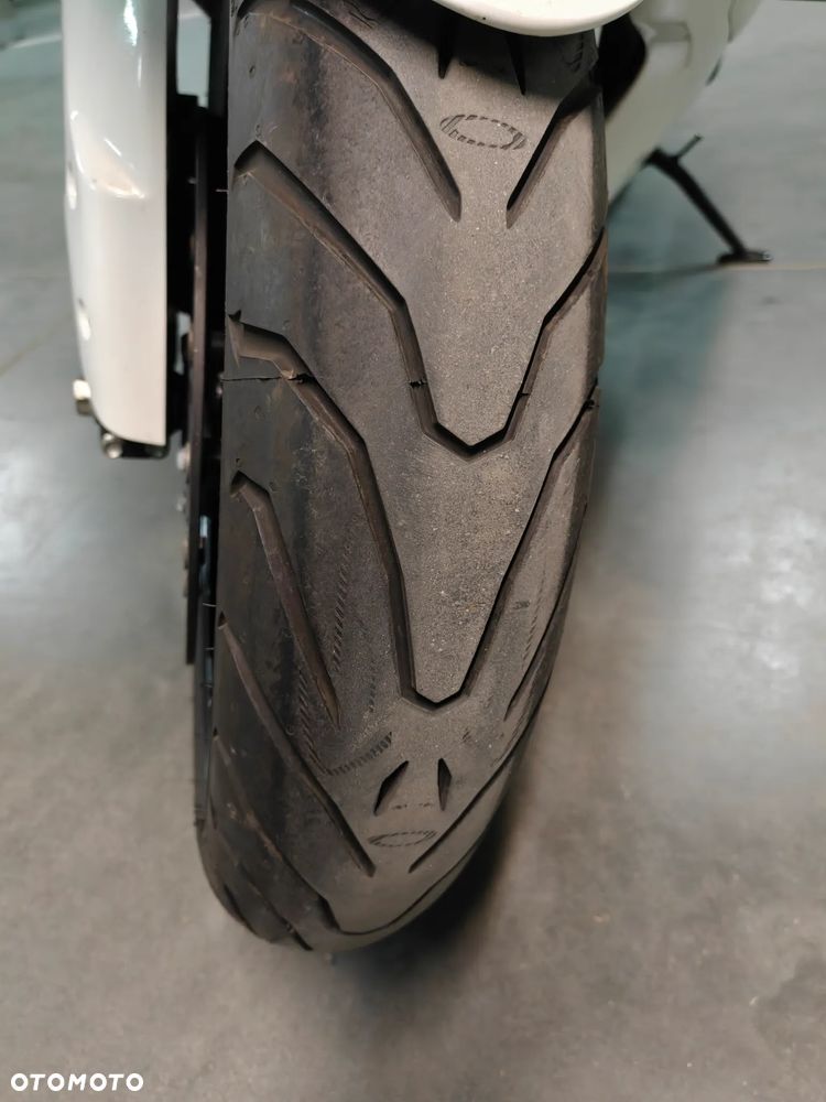 Suzuki GSX-R - 3