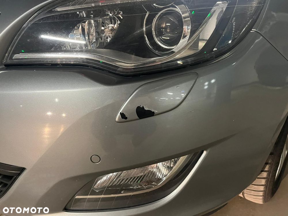 Opel Astra 1.4 T Executive - 19