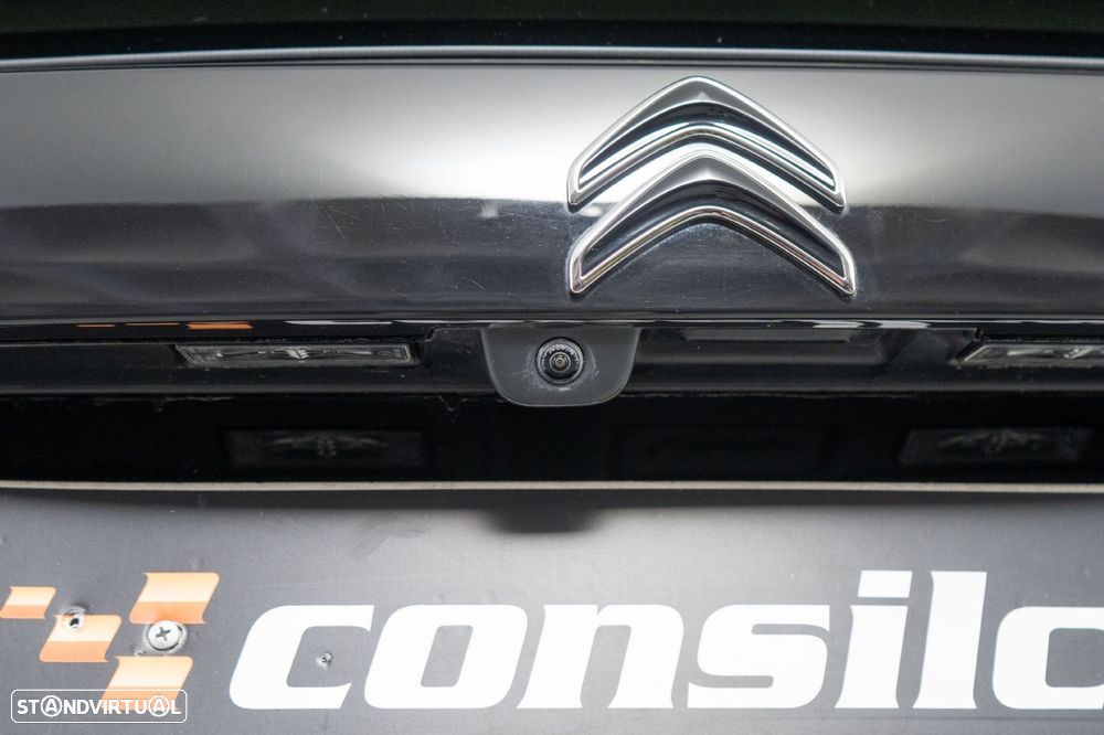 Citroën C4 1.2 PureTech Shine - 15