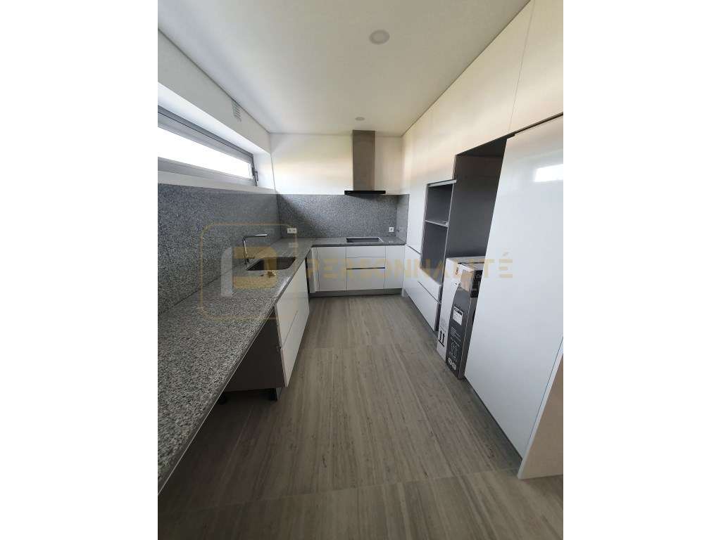 Apartamento T1 - Urgezes - Grande imagem: 5/12