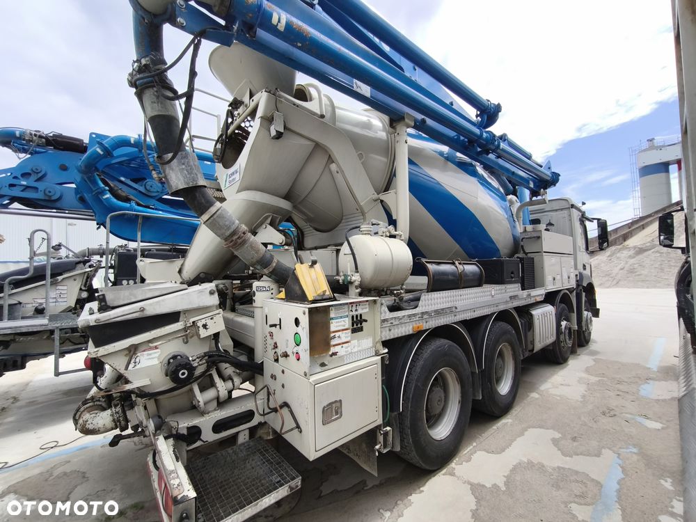 Mercedes-Benz AROCS 3243 8X4 Pompogruszka  Schwing-Stetter ,  w idealnym stanie - 5
