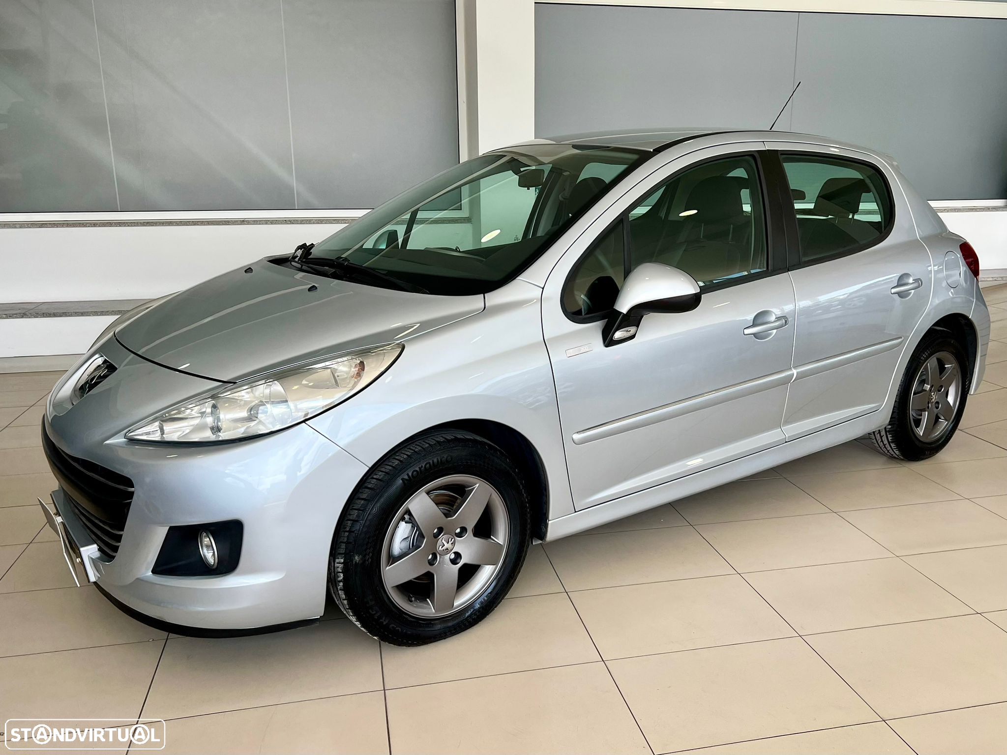 Peugeot 207 1.4 HDi Sport - 9