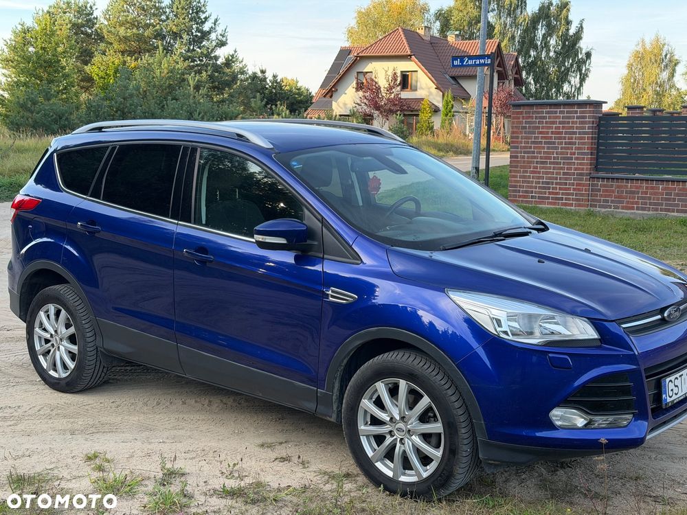 Ford Kuga 1.5 EcoBoost 2x4 Titanium - 3