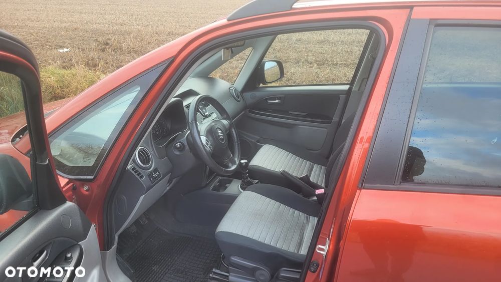 Suzuki SX4 - 18