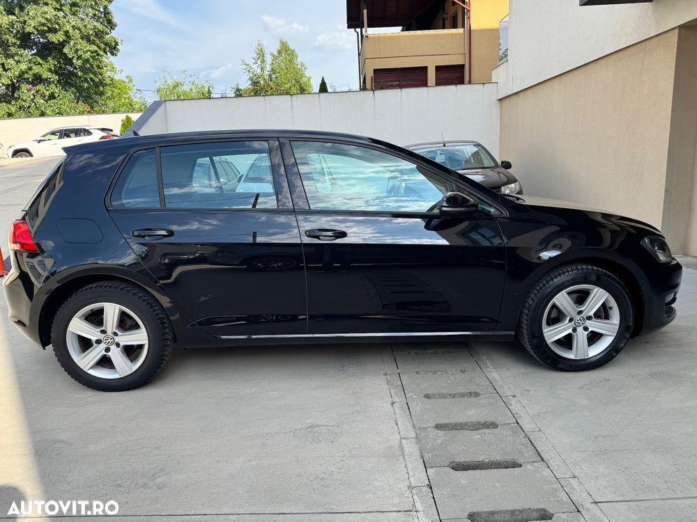 Volkswagen Golf 1.6 TDI BlueMotion Technology Comfortline - 4