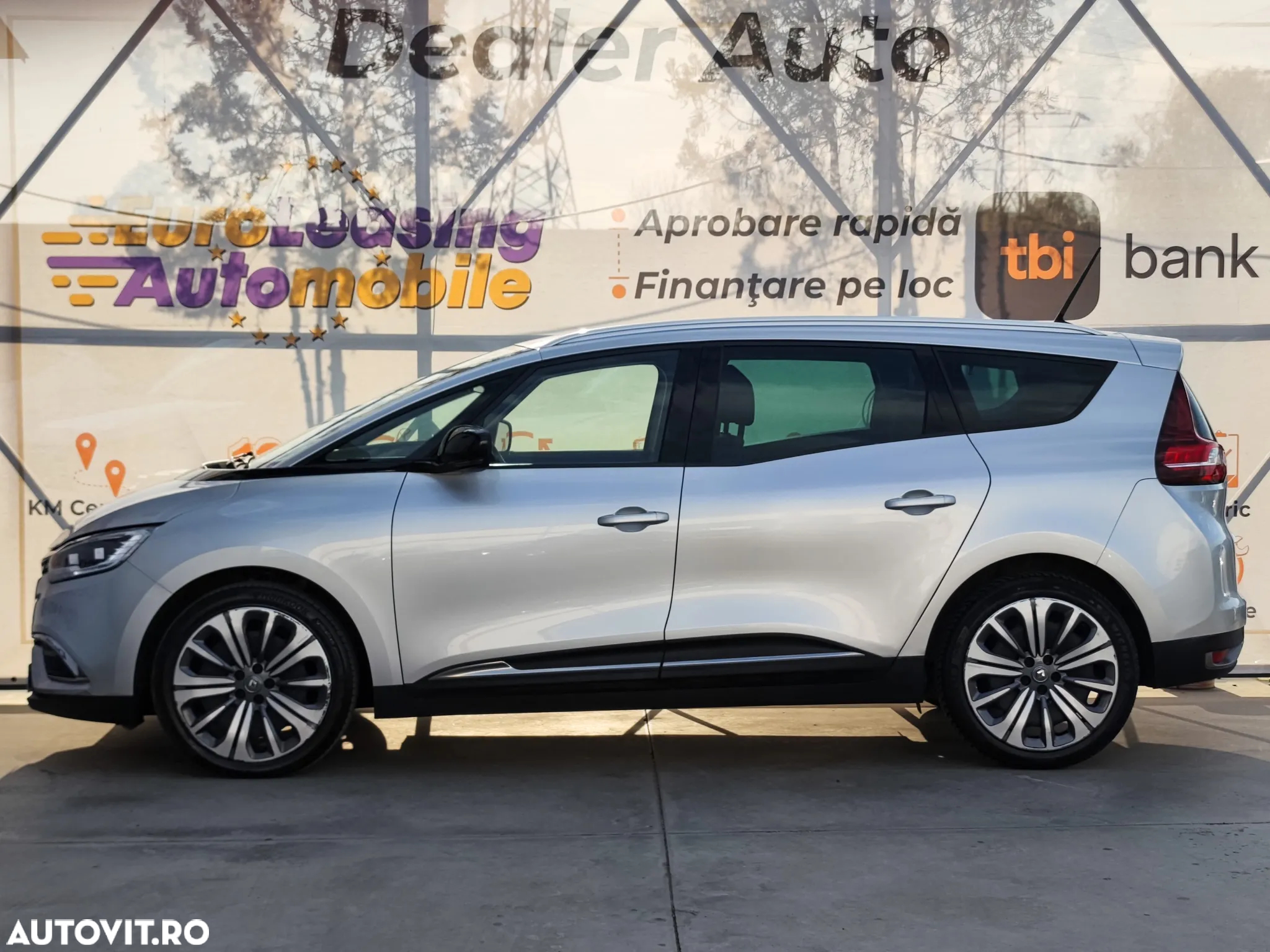 Renault Grand Scenic BLUE dCi 120 EDC BUSINESS EDITION - 6