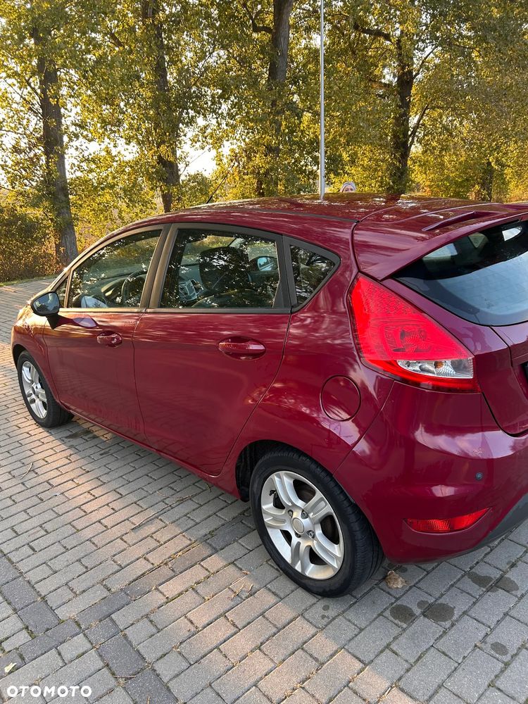 Ford Fiesta - 6