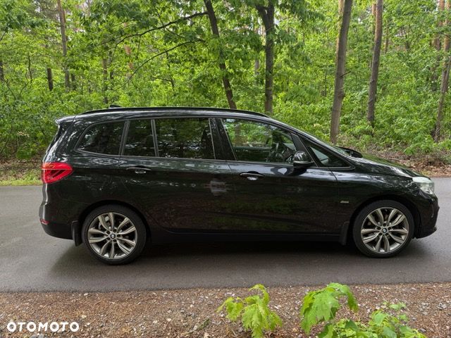 BMW Seria 2 218d xDrive Sport Line - 4