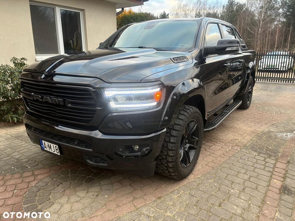 RAM 1500 5.7 Crew Cab Shortbed Bighorn Black - 5