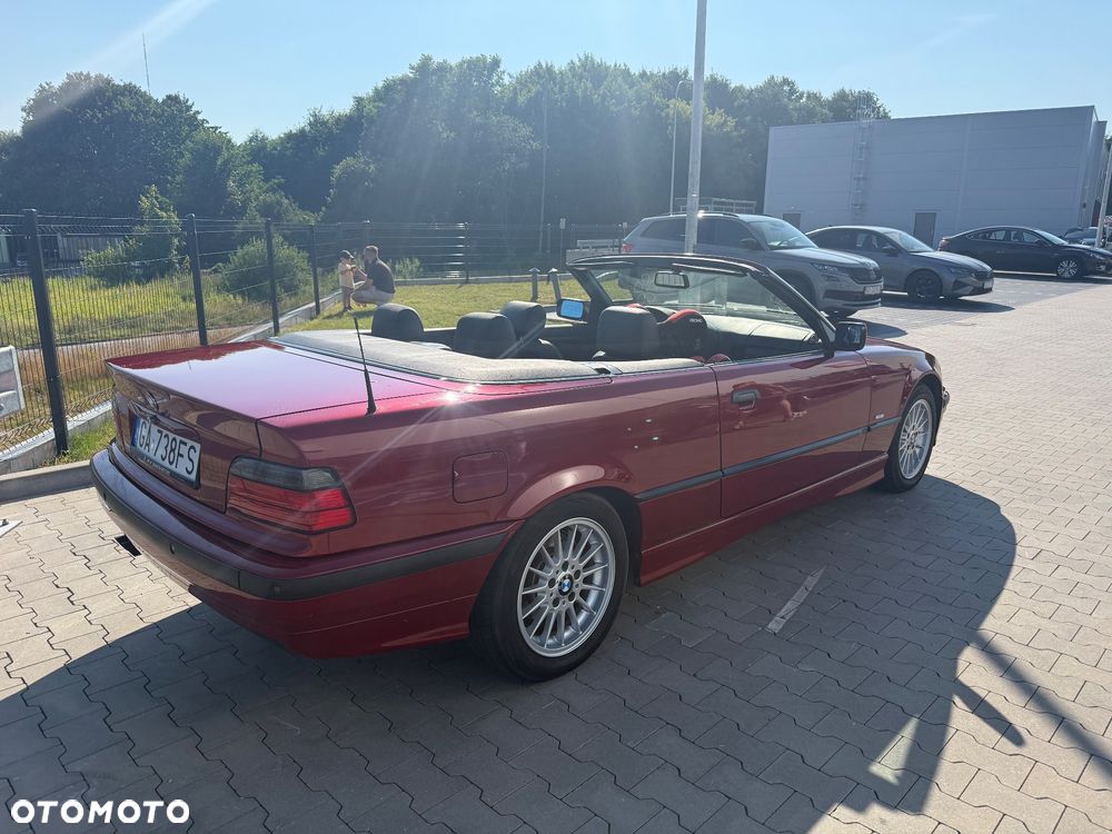 BMW Seria 3 - 21