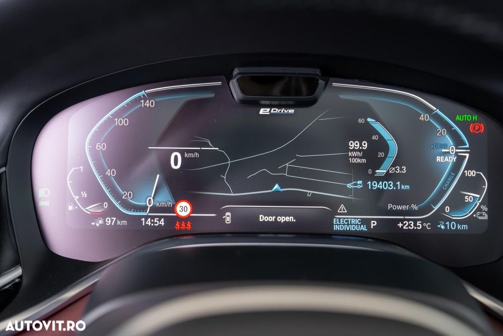 BMW Seria 7 745Le xDrive - 13