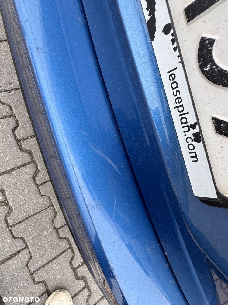 Volvo V60 D3 R-Design - 11