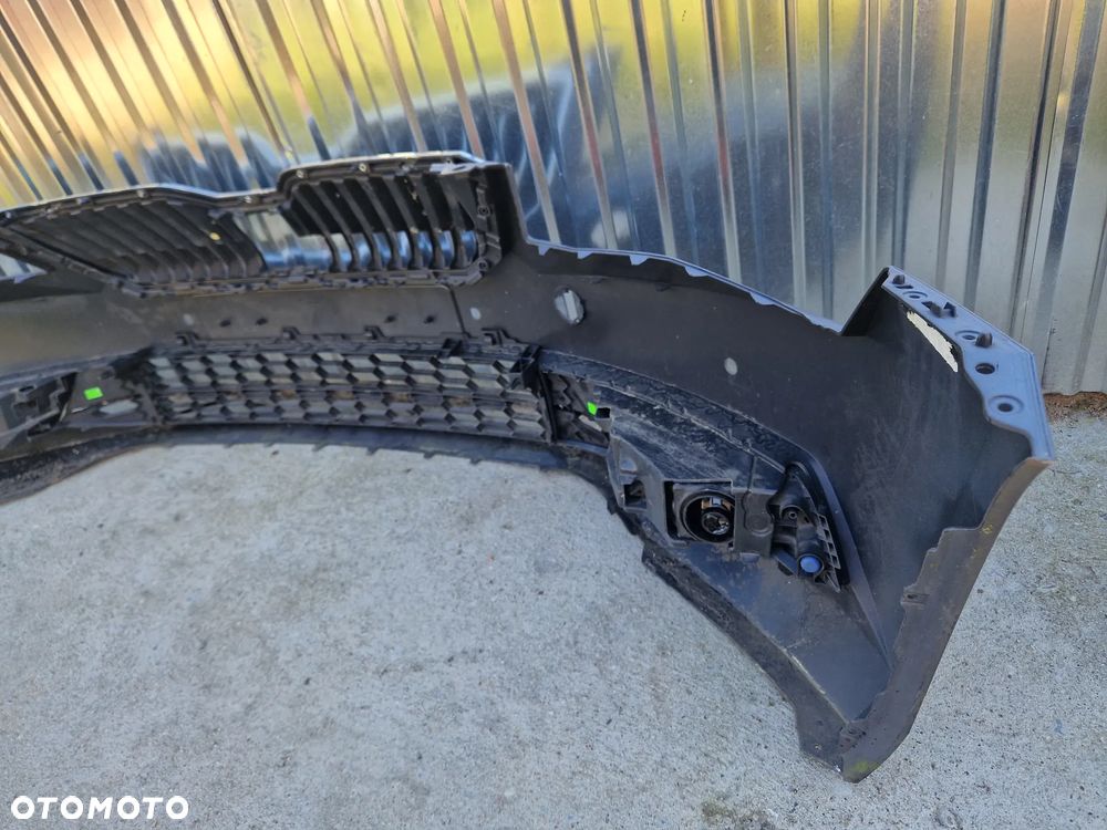 Skoda Superb 3 3V0 Zderzak przód przedni 4PDC NOWY - 5