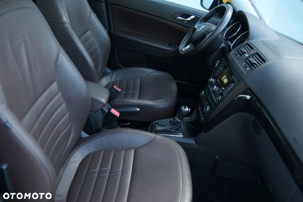 Skoda Yeti 2.0 TDI DSG 4x4 L&K - 18