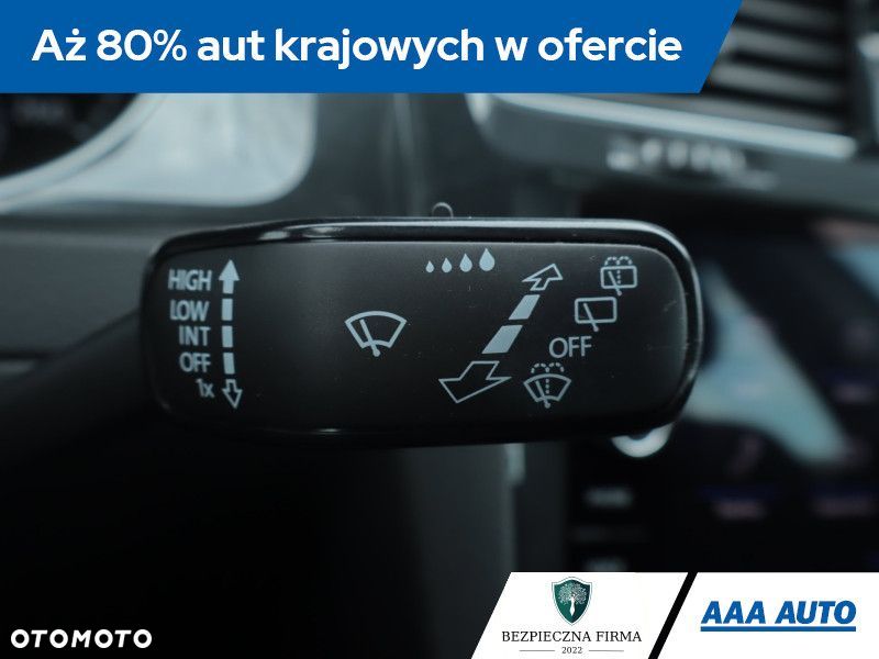 Volkswagen Golf Variant - 22