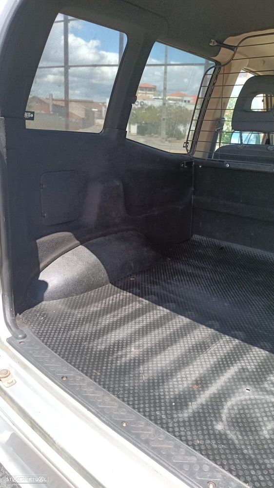 Nissan Terrano 3.0 TDi Luxury - 7