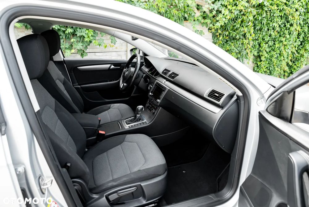Volkswagen Passat Variant 1.8 TSI DSG Comfortline - 26