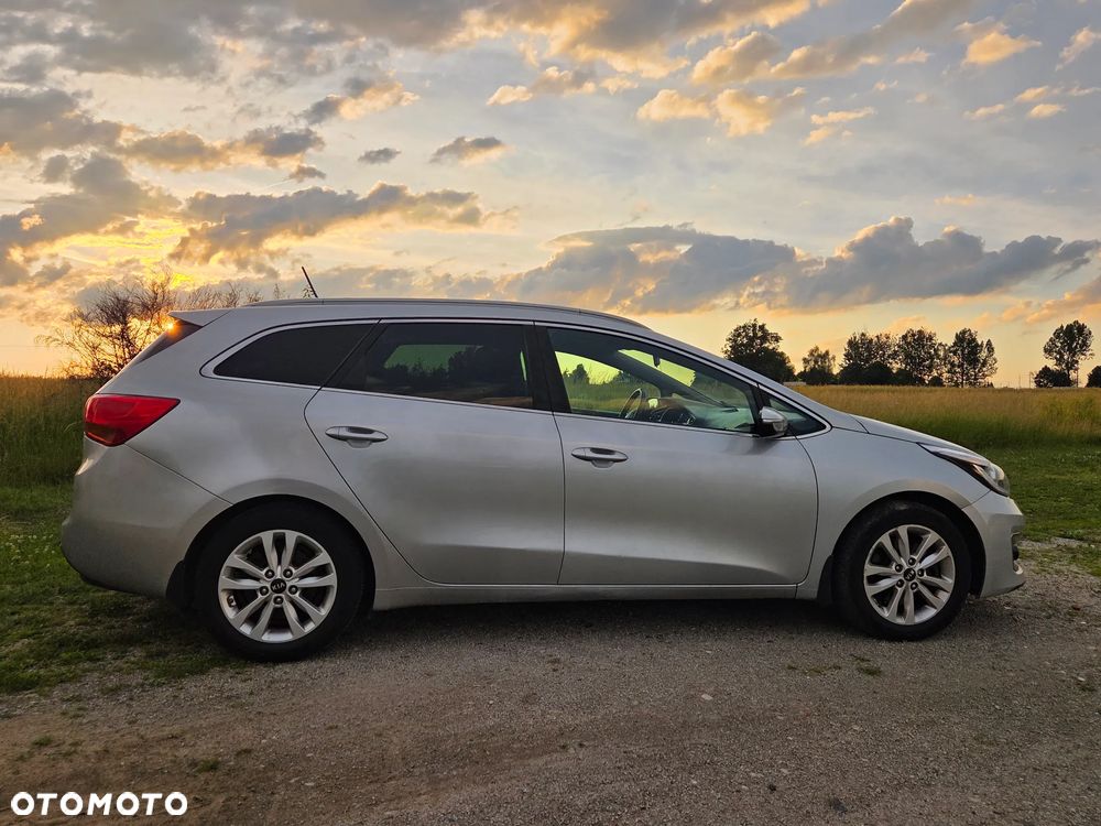 Kia Ceed 1.6 CRDi L Business Line DCT - 8