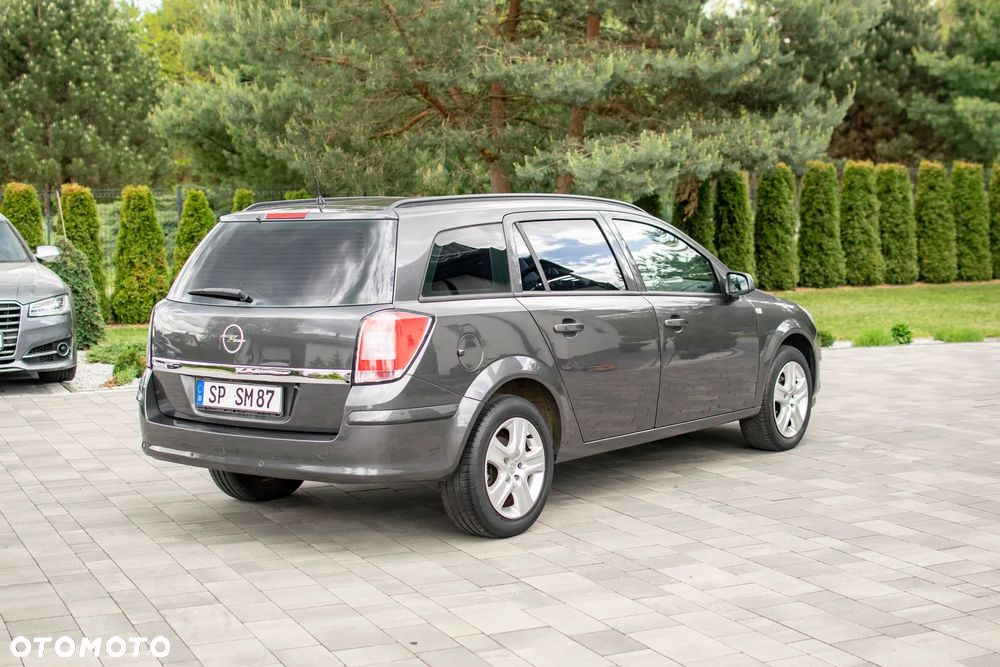 Opel Astra - 22