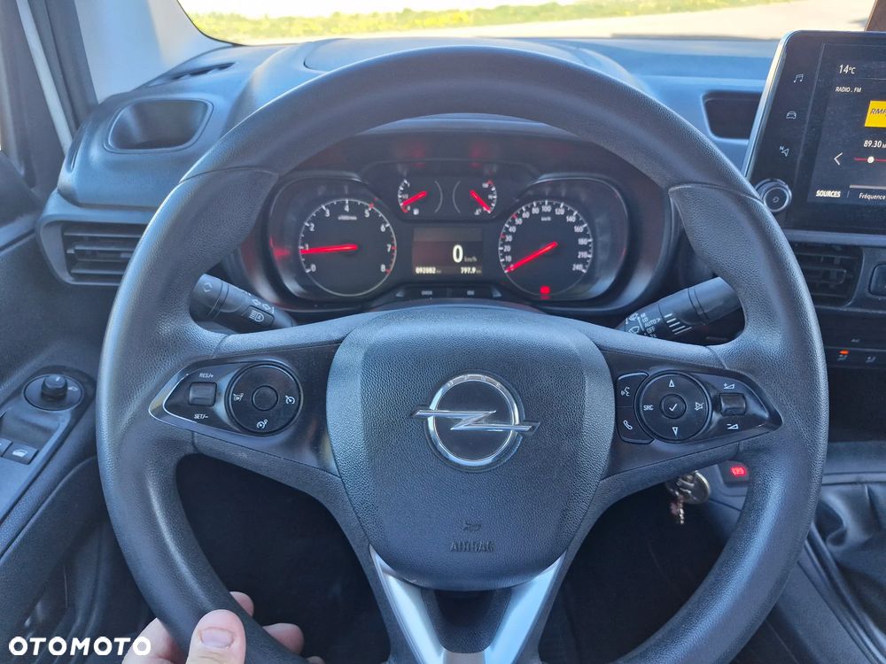 Opel COMBO - 15