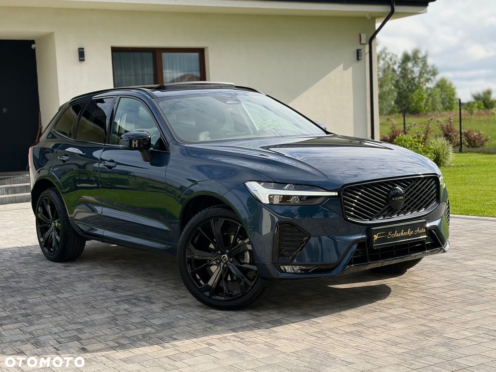 Volvo XC 60 B5 B AWD Plus Black Edition - 22