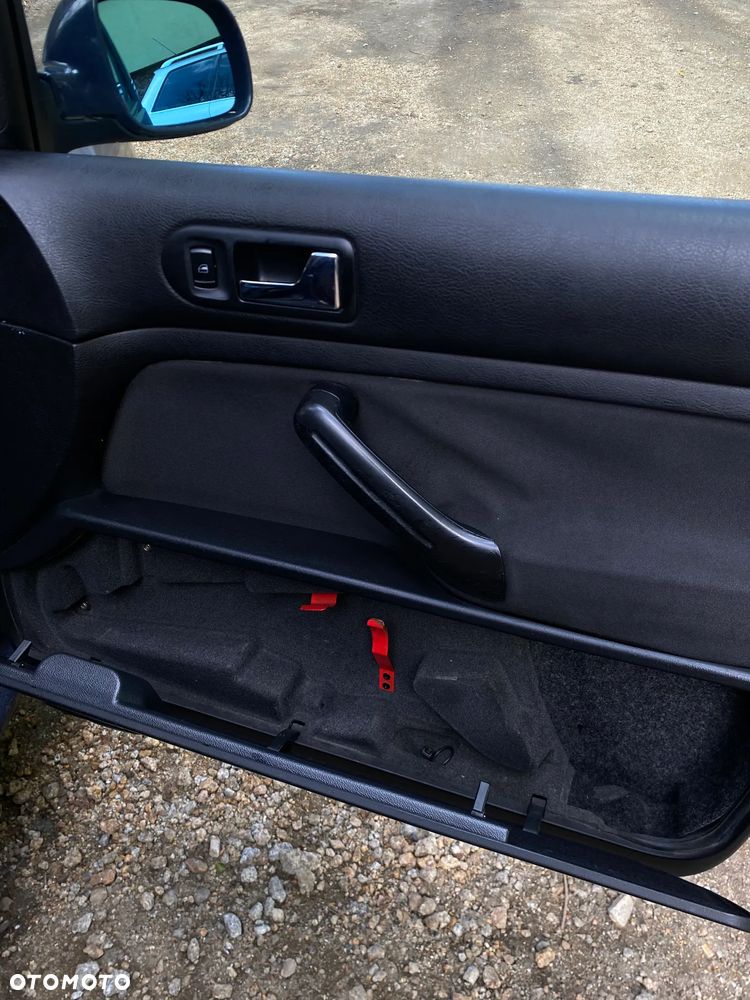 Volkswagen Golf 1.9 TDI Comfortline - 9