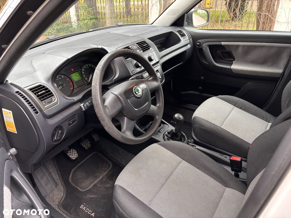 Skoda Fabia - 6