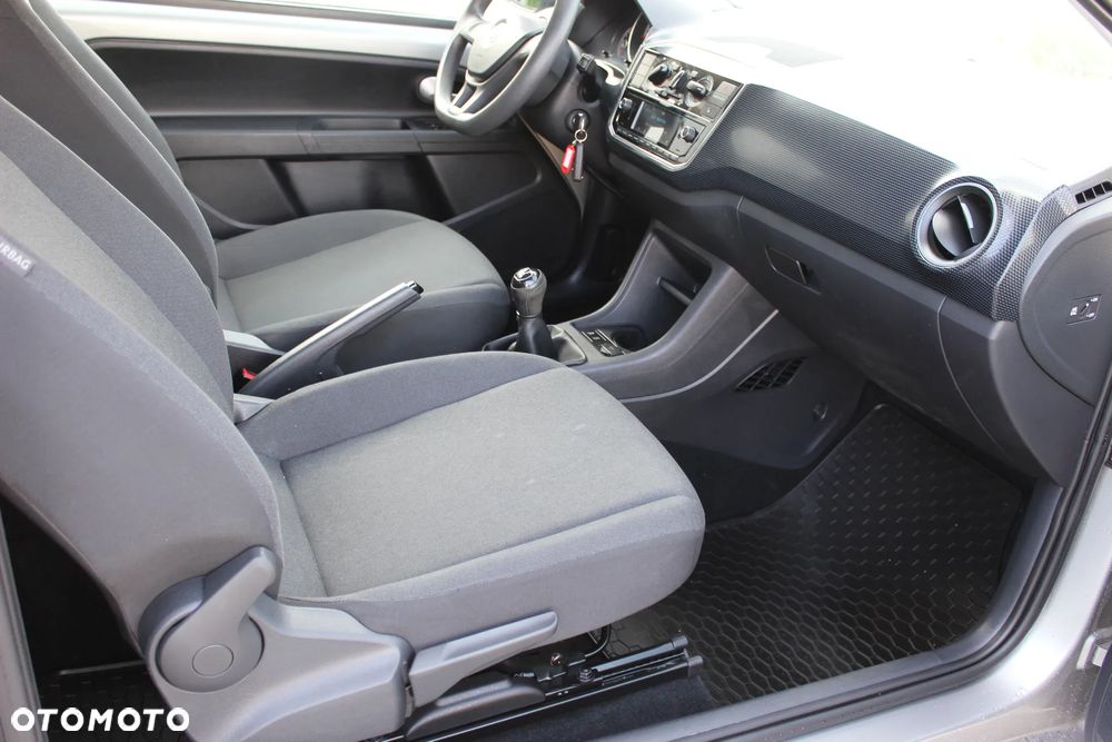 Volkswagen up! 1.0 Take - 9