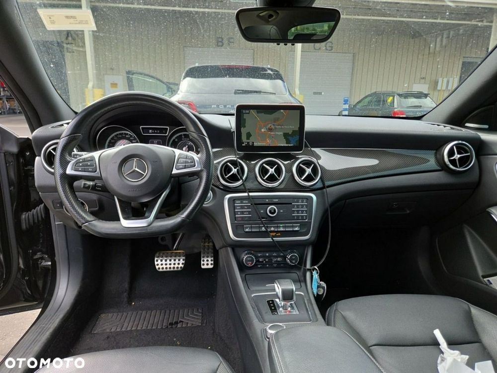 Mercedes-Benz CLA 45 AMG 4-Matic - 8