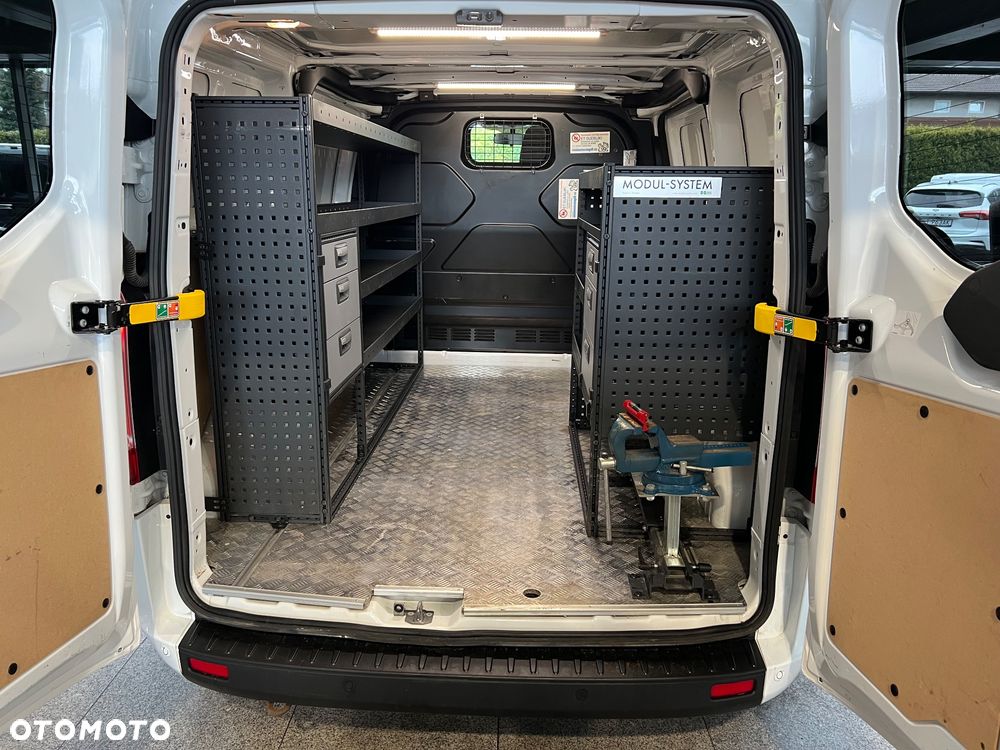 Ford Transit Custom - 13