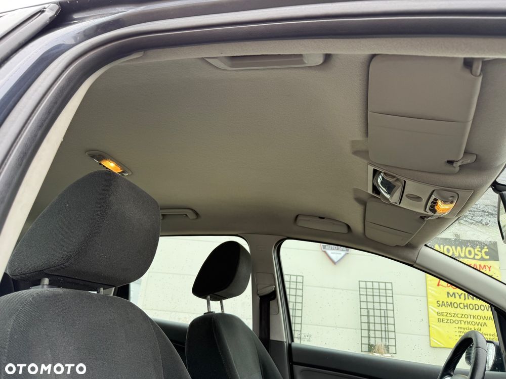 Ford Focus C-Max 1.8 TDCi Ghia - 17