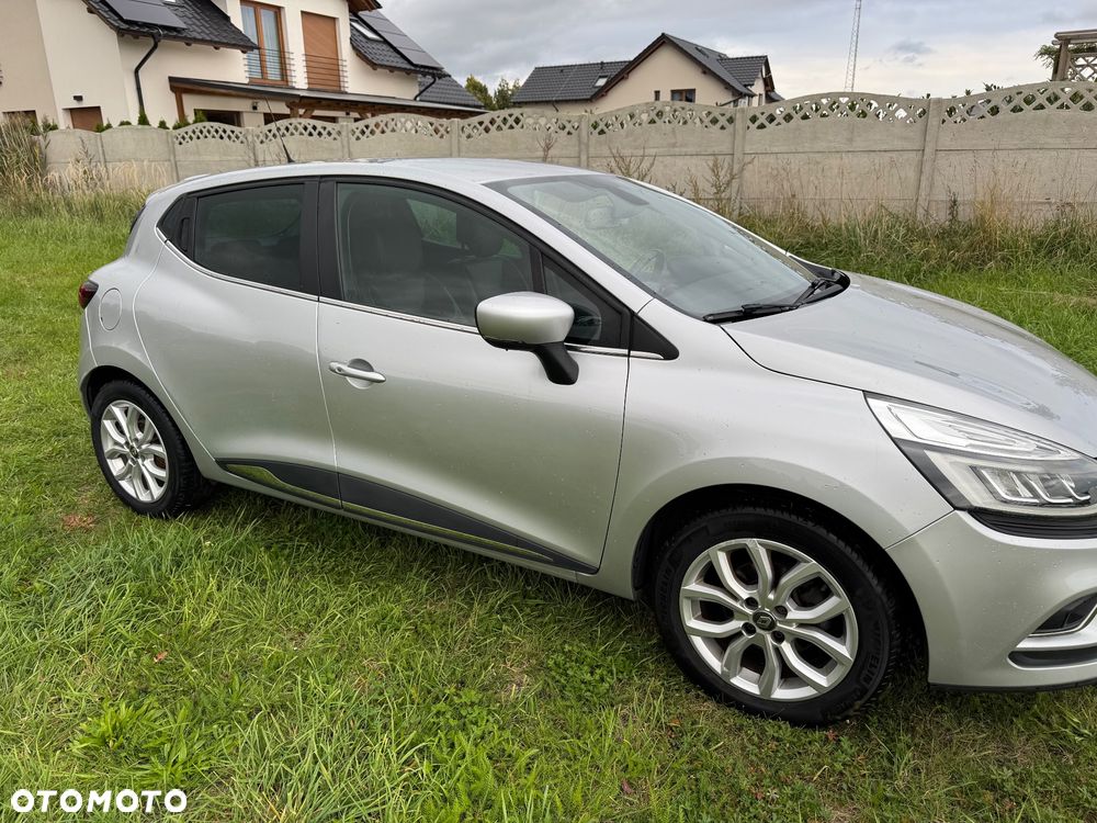 Renault Clio - 17