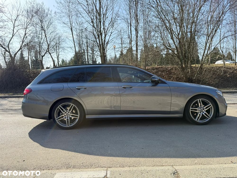 Mercedes-Benz Klasa E 220 d 9G-TRONIC - 17