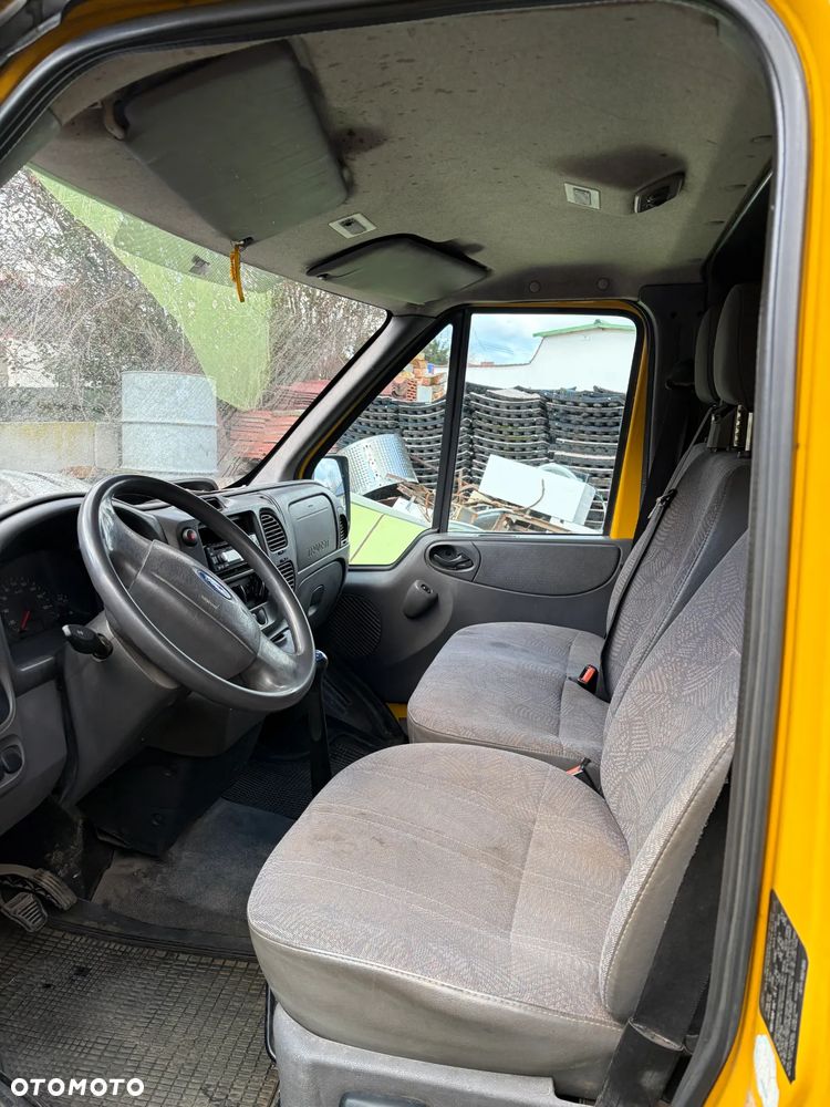 Ford Transit - 5