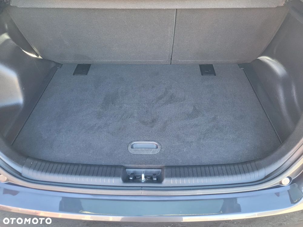 Kia Venga 1.6 CVVT Fifa World Cup Edition - 19